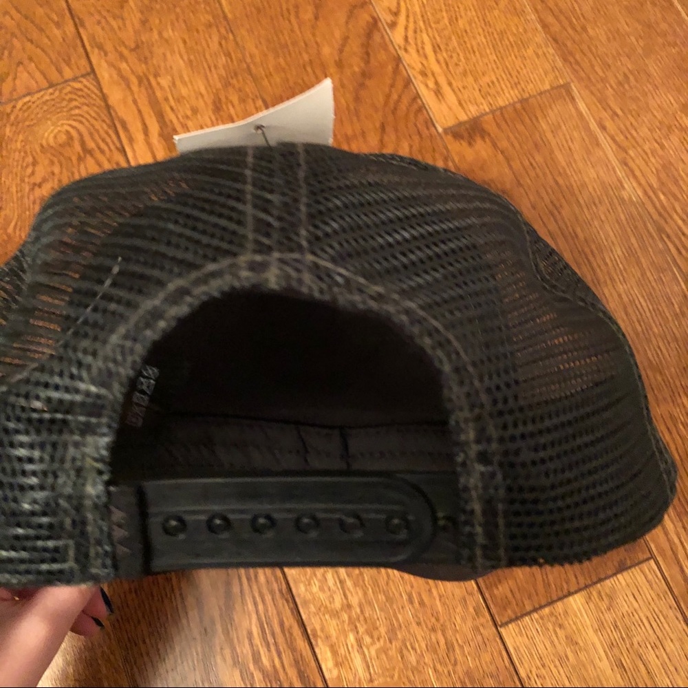 Camo SnapBack - Picture 4 of 5